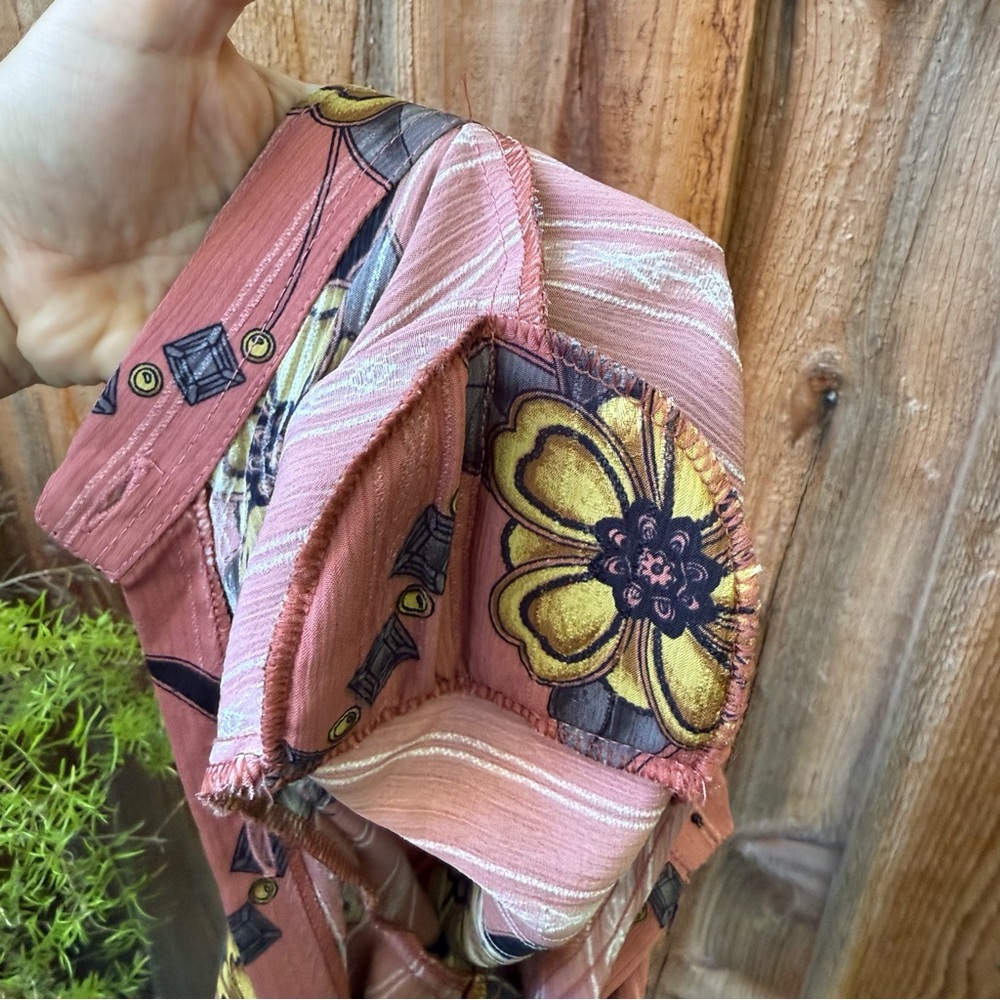 Vintage Mauve And Yellow Floral Button-Up Blouse 🌿 - Picture 6 of 8
